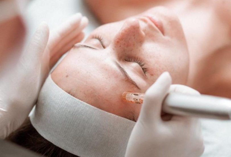 Facial Contouring & Lifting