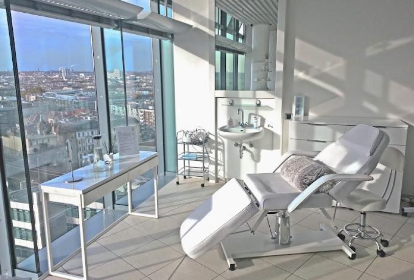 Facial Contouring & Lifting